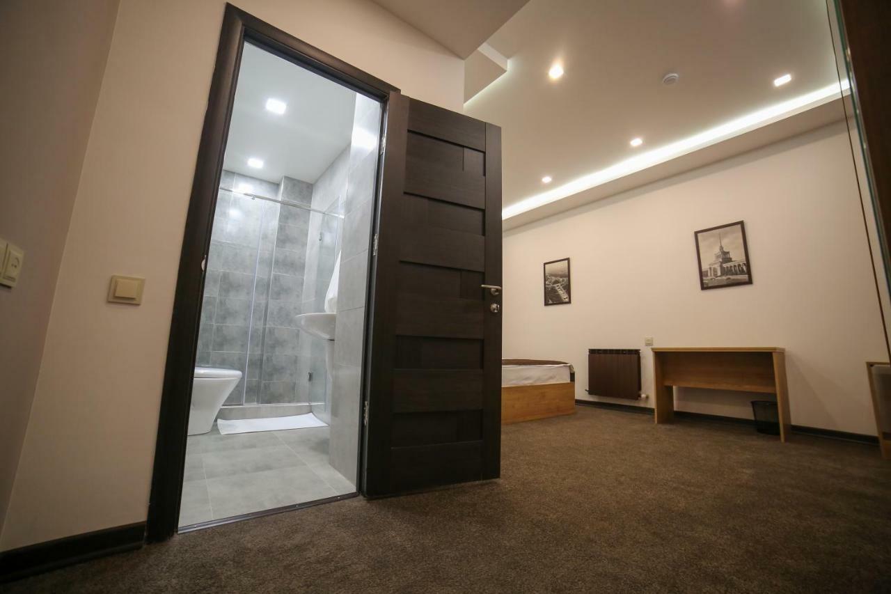 Moscow Boutique Hotel 예레반 외부 사진