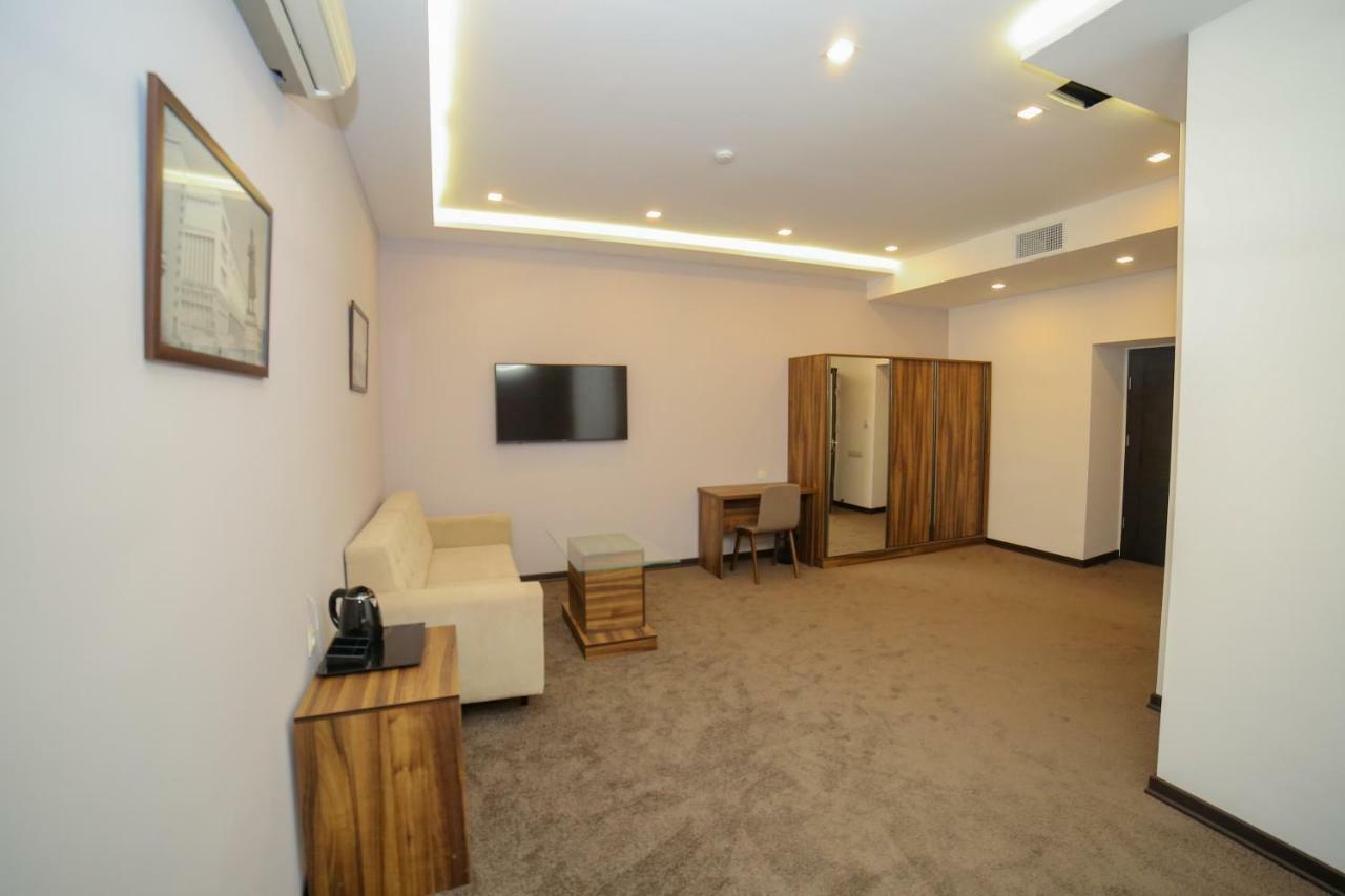 Moscow Boutique Hotel 예레반 외부 사진
