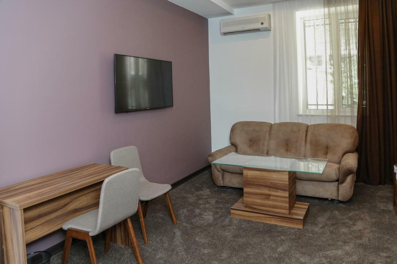 Moscow Boutique Hotel 예레반 외부 사진